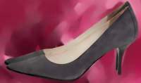 shoes grey